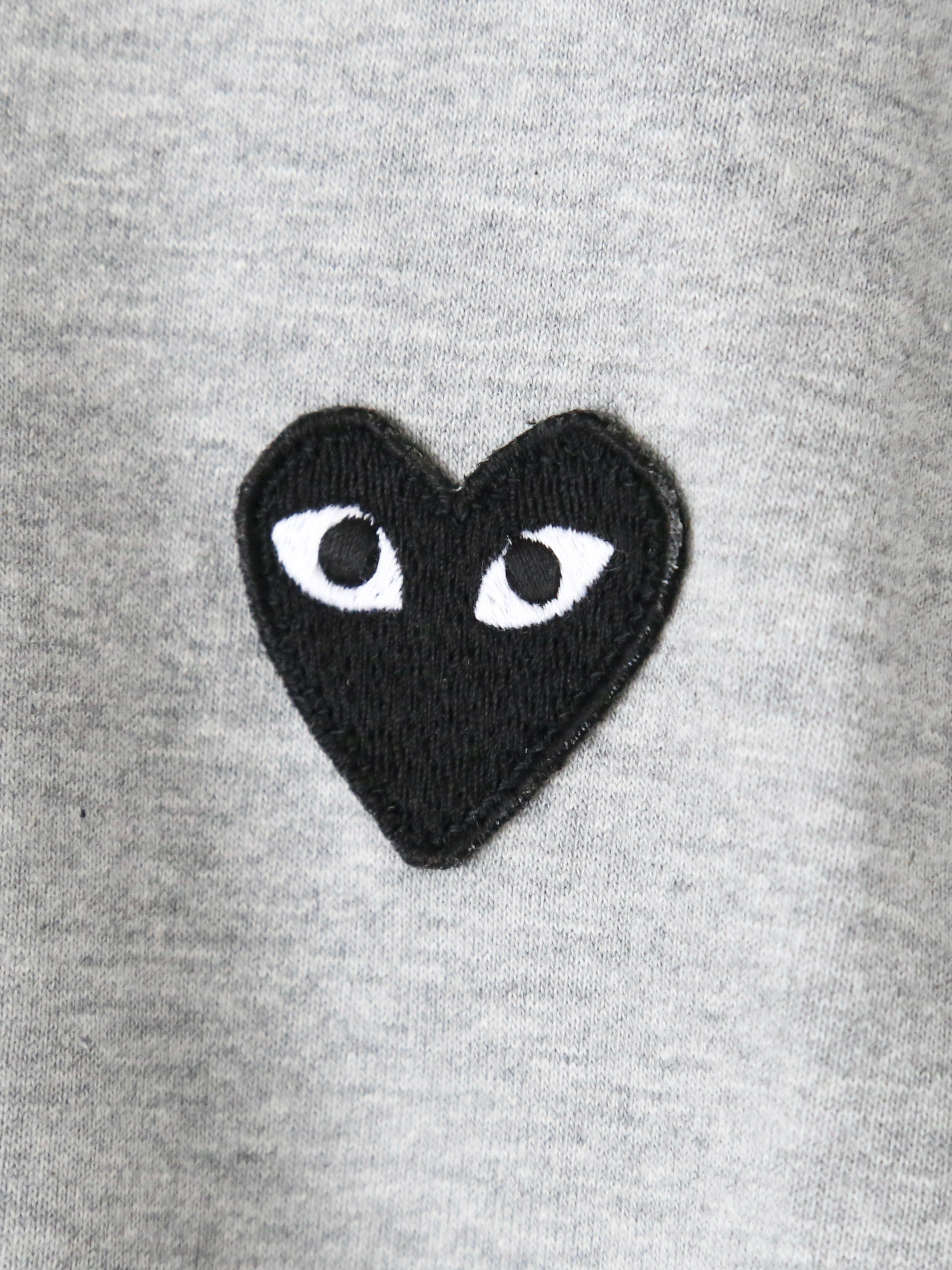 PLAY COMME des GARCONS ロングスリーブTシャツ(グレー×ブラック) [AX-T122-051]