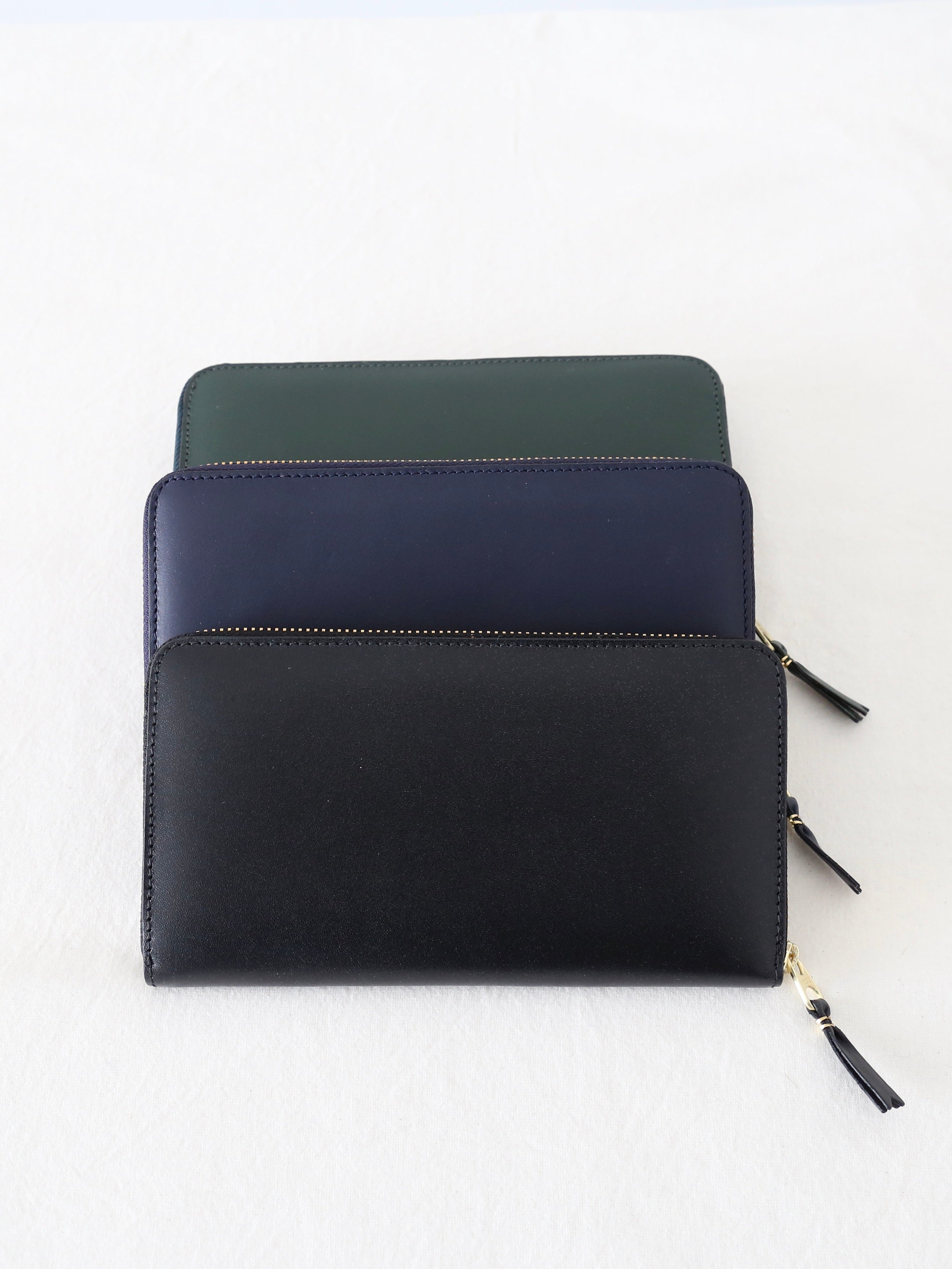 Wallet COMME des GARCONS クラシックレザー (長財布） [8Z-D101-051]