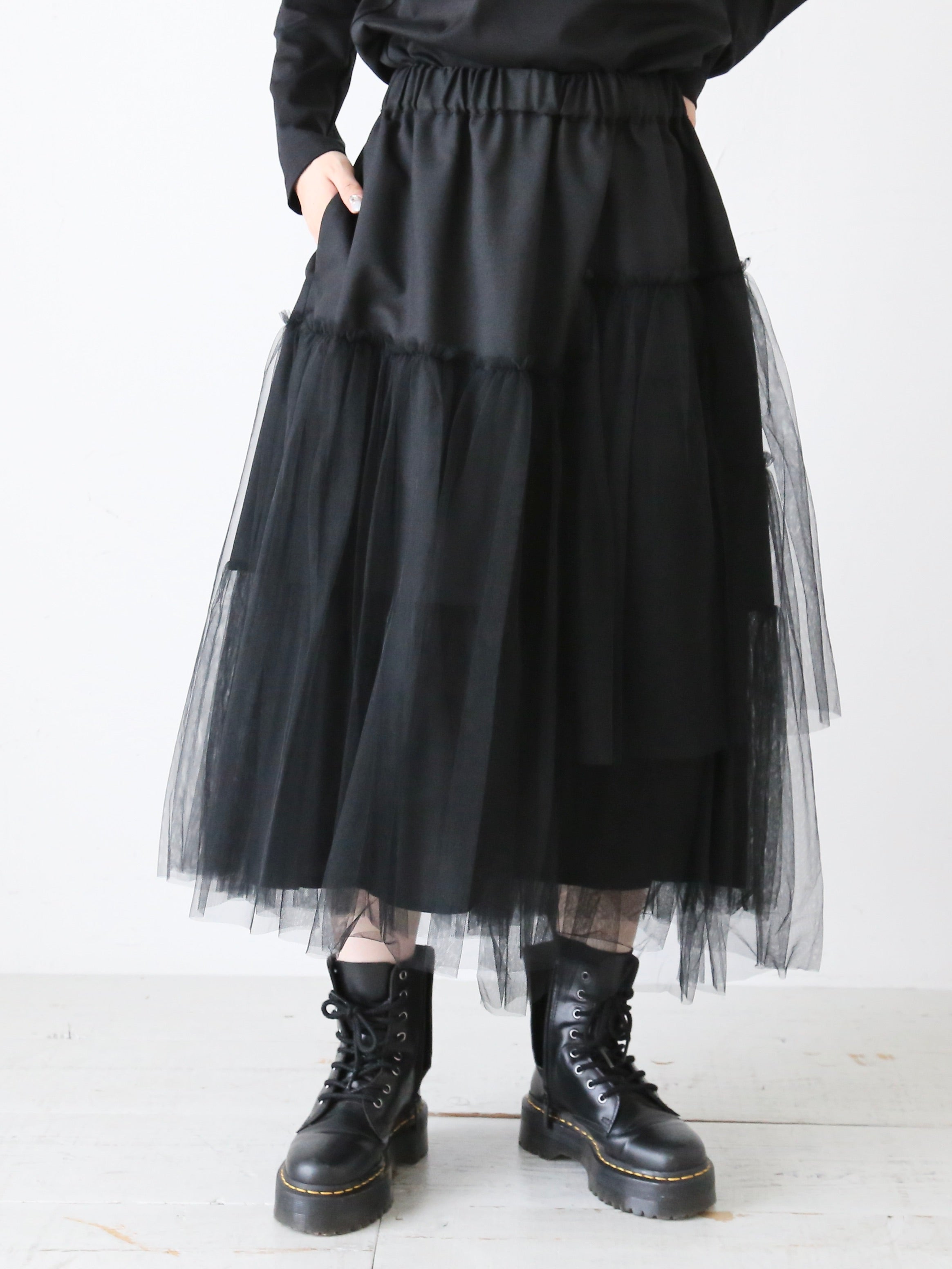 noir kei ninomiya ウールオックス×ナイロンチュールスカート [3N-S020-051] – CREER