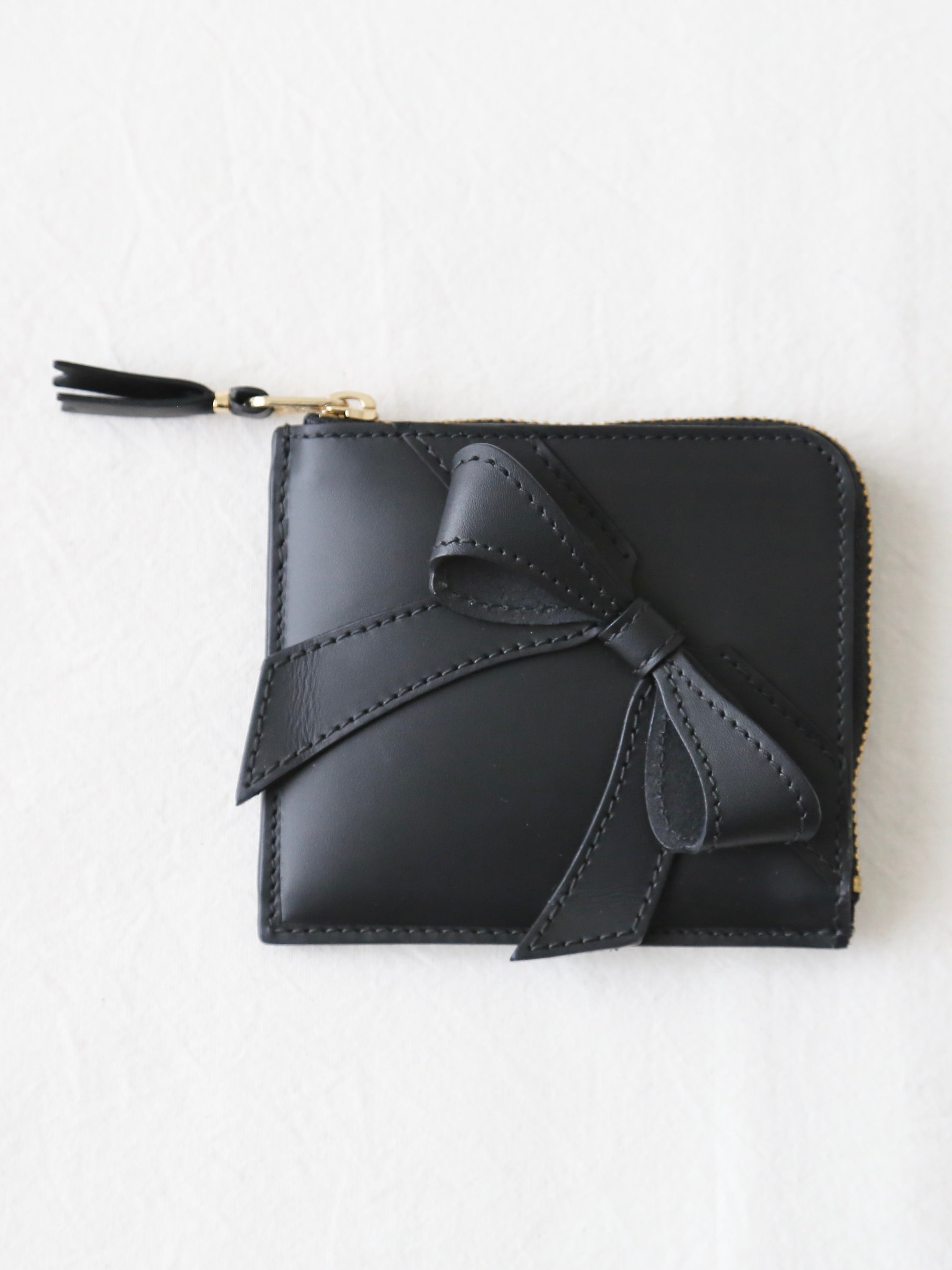 Wallet COMME des GARCONS ビッグボウ(L字) [8Z-O310-051]