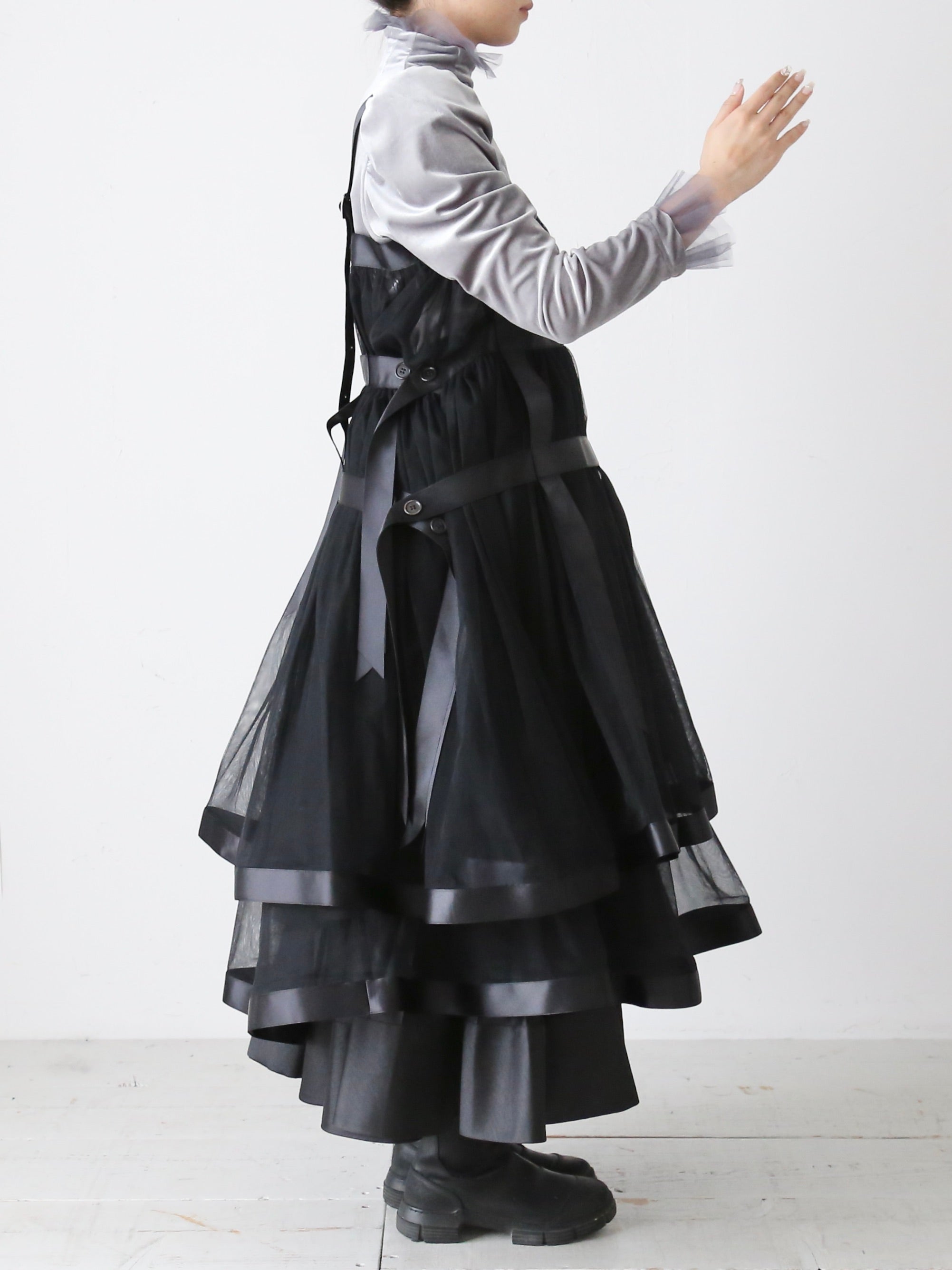 noir kei ninomiya ナイロンチュールジャンパースカート [3N-O009-051]